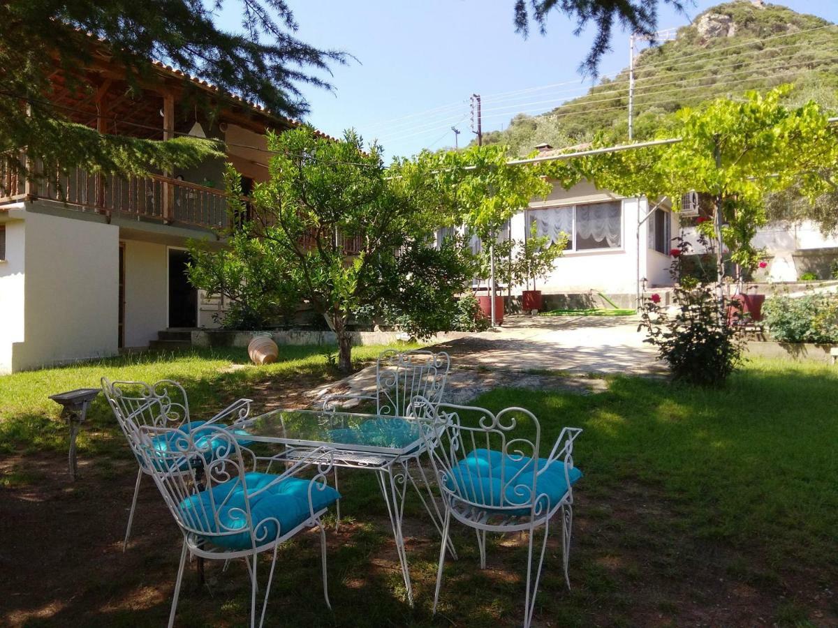 Green Leaves Nea Iraklitsa Exterior photo